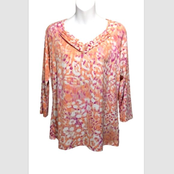 Susan Graver Tops - NWOT Susan Graver Liquid Knit Printed Top Gathered V-Neckline Peach Small
